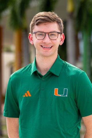 carsondelarosa-canvas320.jpg